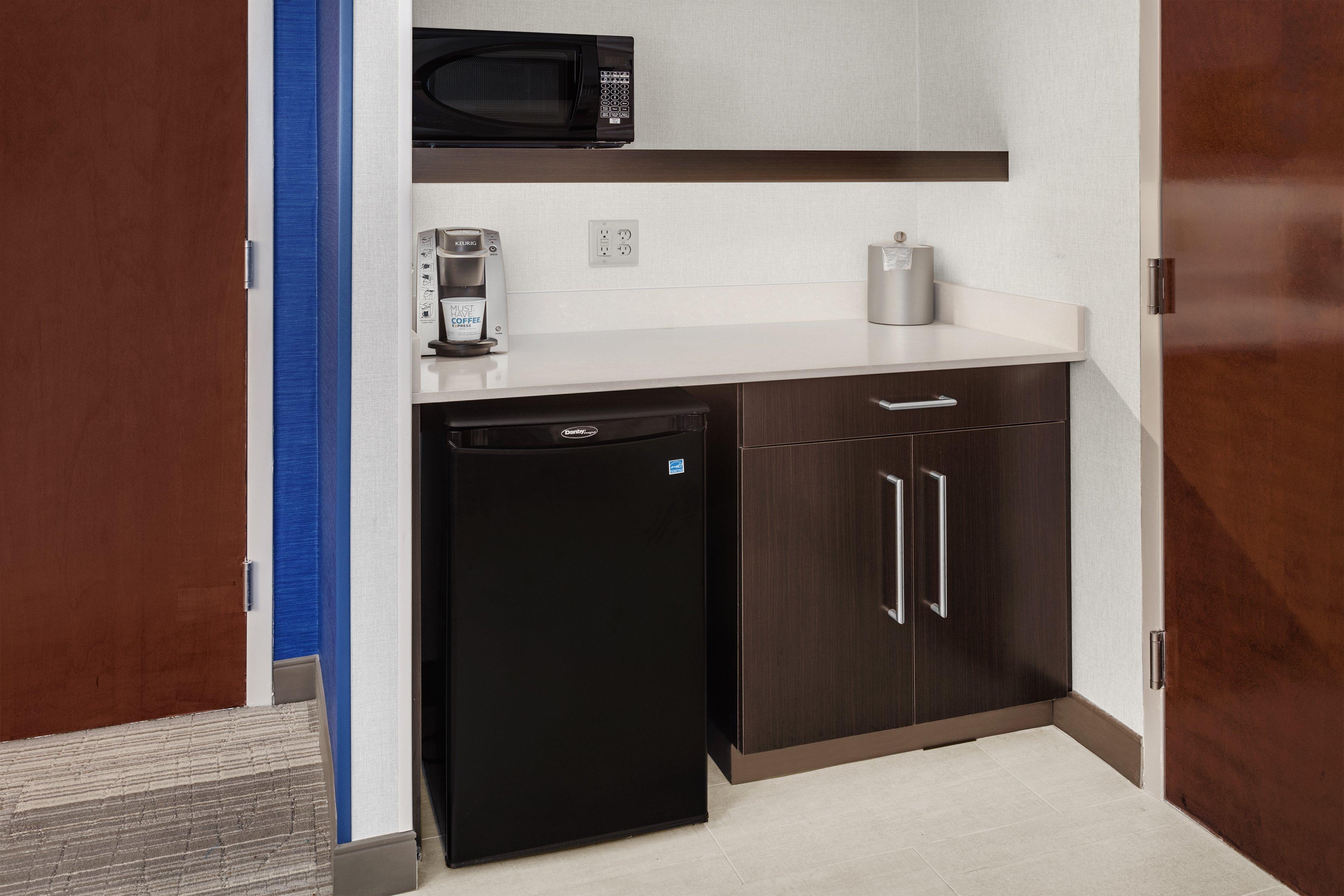 Holiday Inn Express South Portland By Ihg Exterior photo