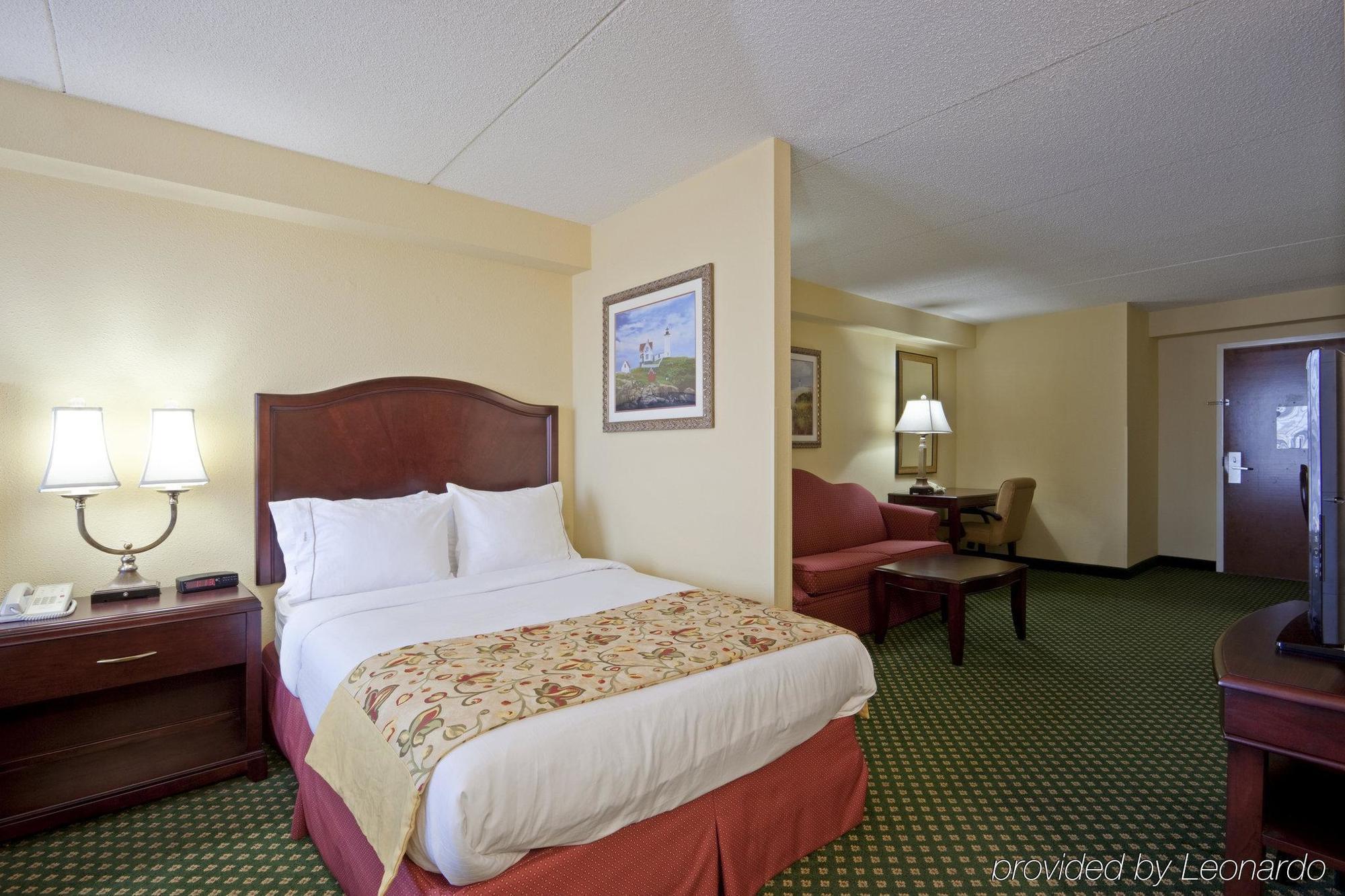 Holiday Inn Express South Portland By Ihg Room photo