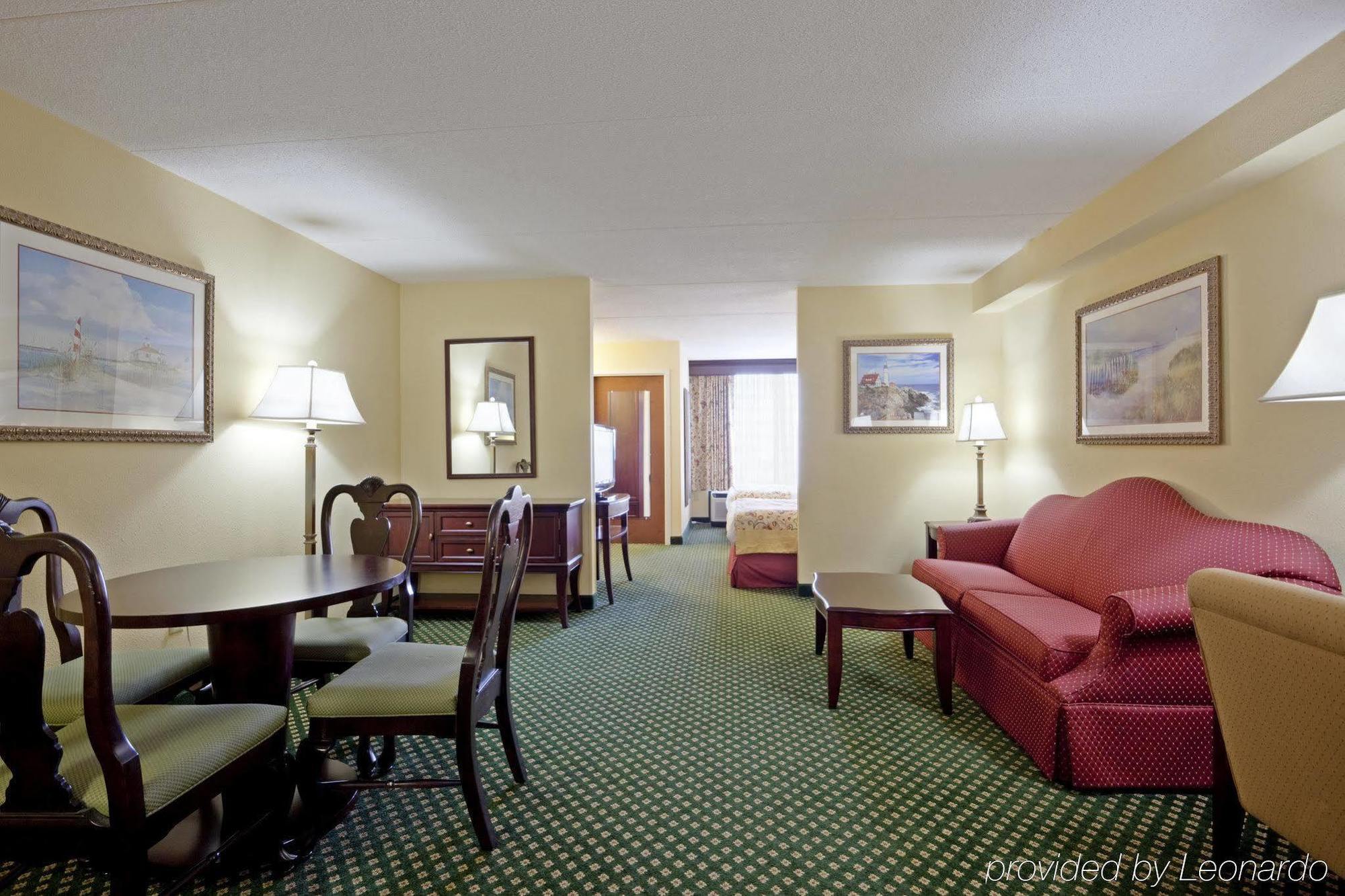 Holiday Inn Express South Portland By Ihg Room photo