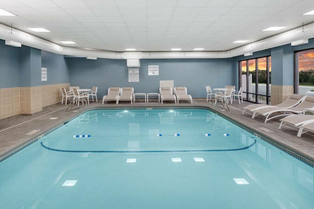 Holiday Inn Express South Portland By Ihg Exterior photo
